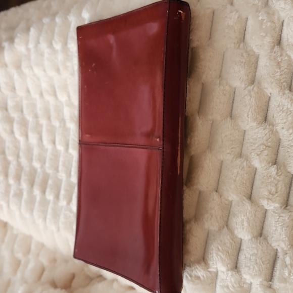 Beautiful Vintage Leather Clutch - Picture 4 of 11